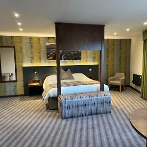https://the-fairway.yorkshirehotels.net