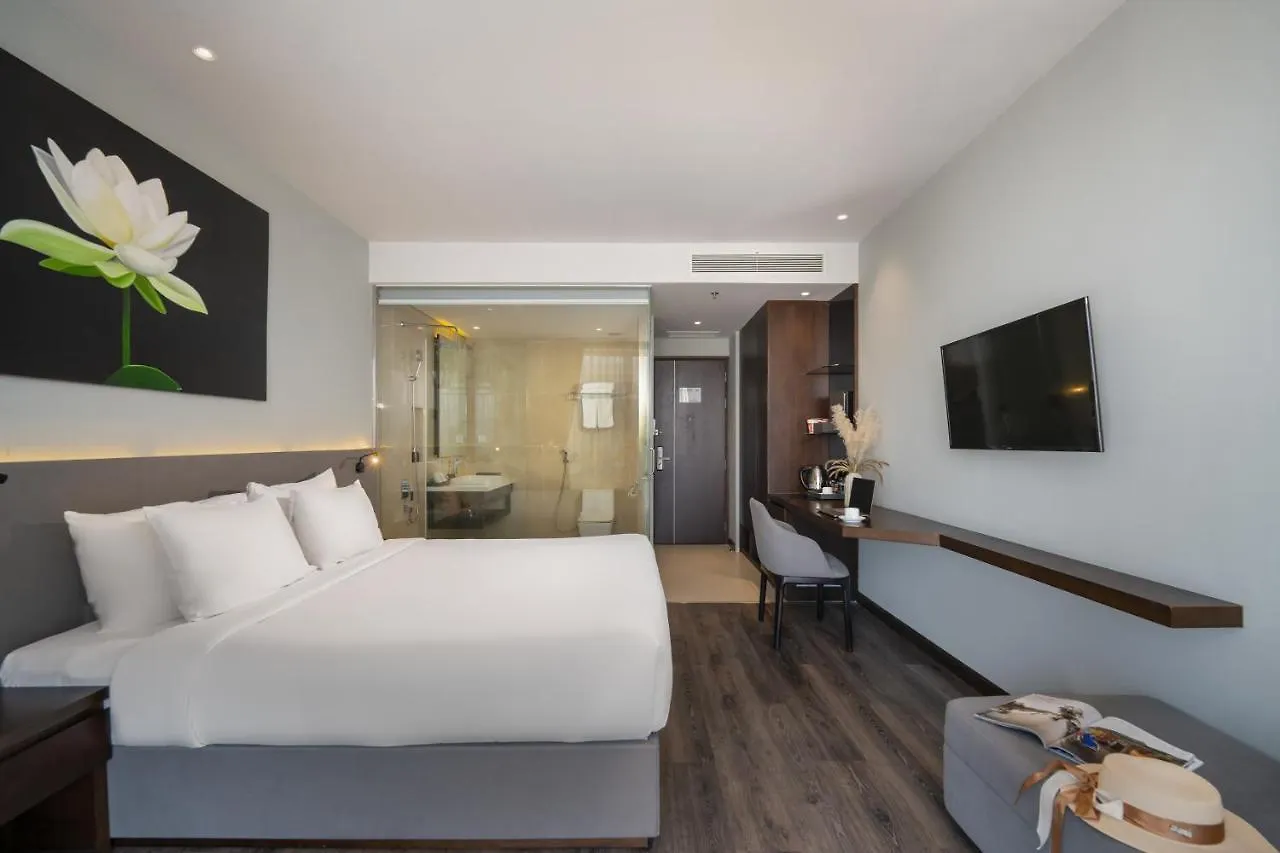 Everland Hotel Da Nang 4*,  Vietnam