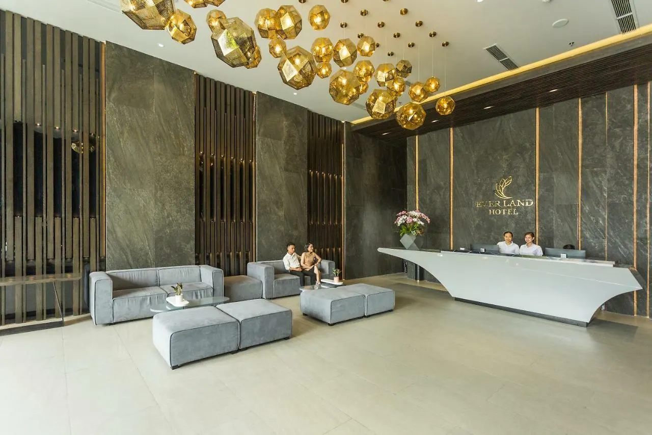 Everland Hotel Da Nang 4*,